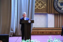 ОШ: ЖАЛПЫ БИЛИМ БЕРҮҮ УЮМДАРЫНЫН ДИРЕКТОРЛОРУ ҮЧҮН ЭКИ КҮНДҮК ОКУТУУ БАШТАЛДЫ