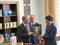 ОшМУ КАЗАКСТАНДАГЫ ЕВРАЗИЯ УЛУТТУК УНИВЕРСИТЕТИНДЕ ФИЛИАЛЫН АЧТЫ