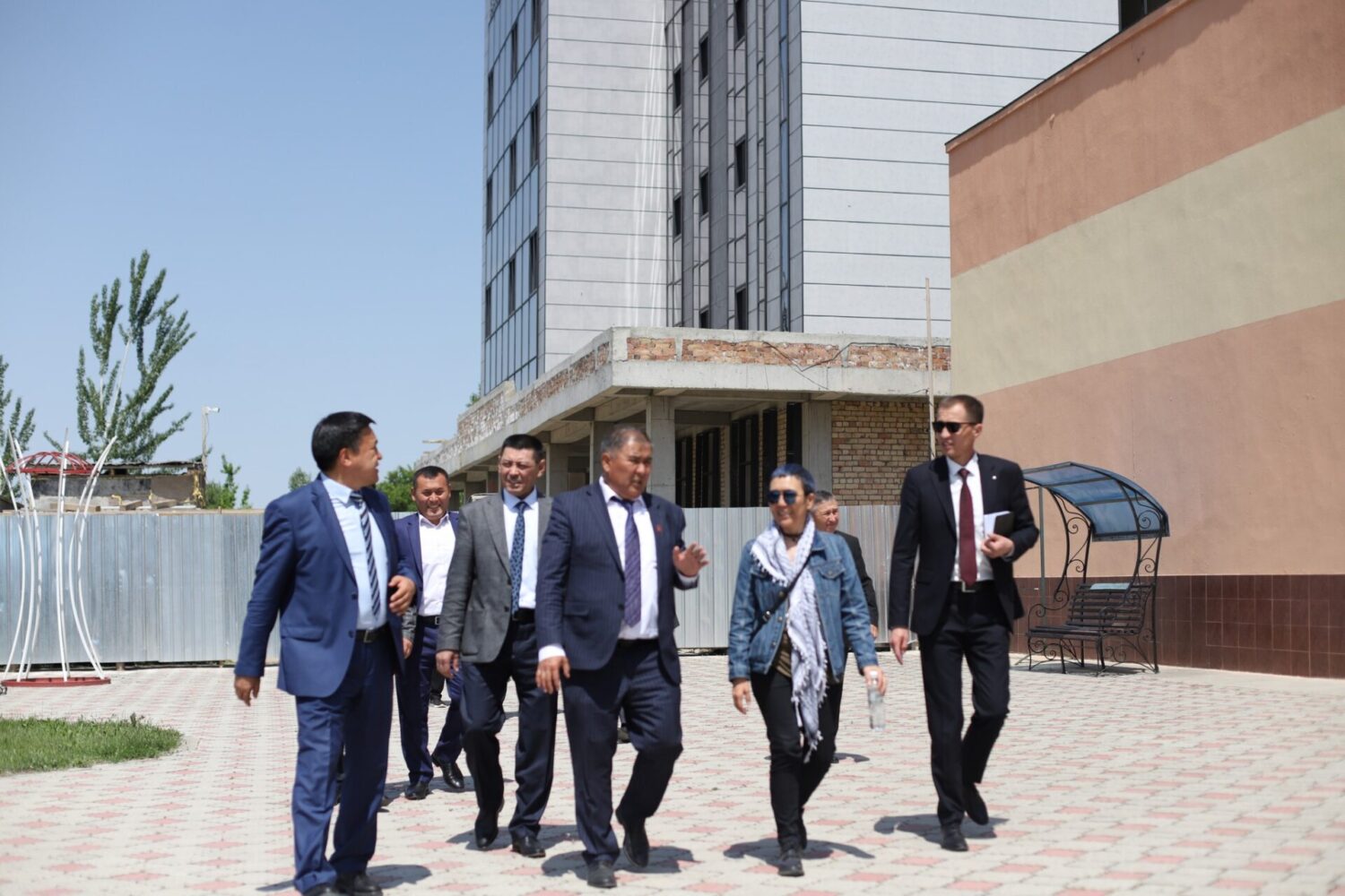 МИНИСТР КАНЫБЕК ИМАНАЛИЕВ ПОСЕТИЛ ОшГПУ