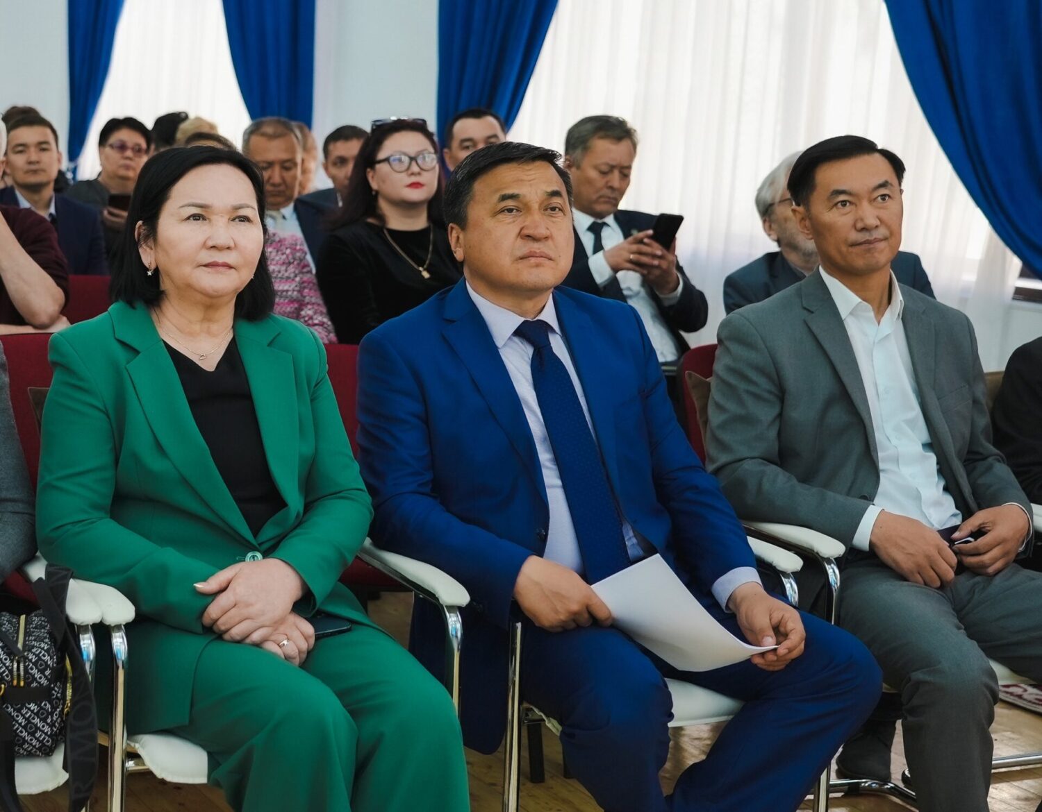 КАНЫБЕК ИМАНАЛИЕВ: “БИЛИМ БЕРҮҮ СИСТЕМАСЫ МЕЗГИЛДИН ЧАКЫРЫКТАРЫНА ДАЯР БОЛУШУ КЕРЕК”