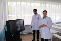 КАНЫБЕК ИМАНАЛИЕВ ЖАМУнун ИШМЕРДҮҮЛҮГҮ МЕНЕН ТААНЫШТЫ