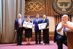 ОШ: ЖАЛПЫ БИЛИМ БЕРҮҮ УЮМДАРЫНЫН ДИРЕКТОРЛОРУ ҮЧҮН ЭКИ КҮНДҮК ОКУТУУ БАШТАЛДЫ