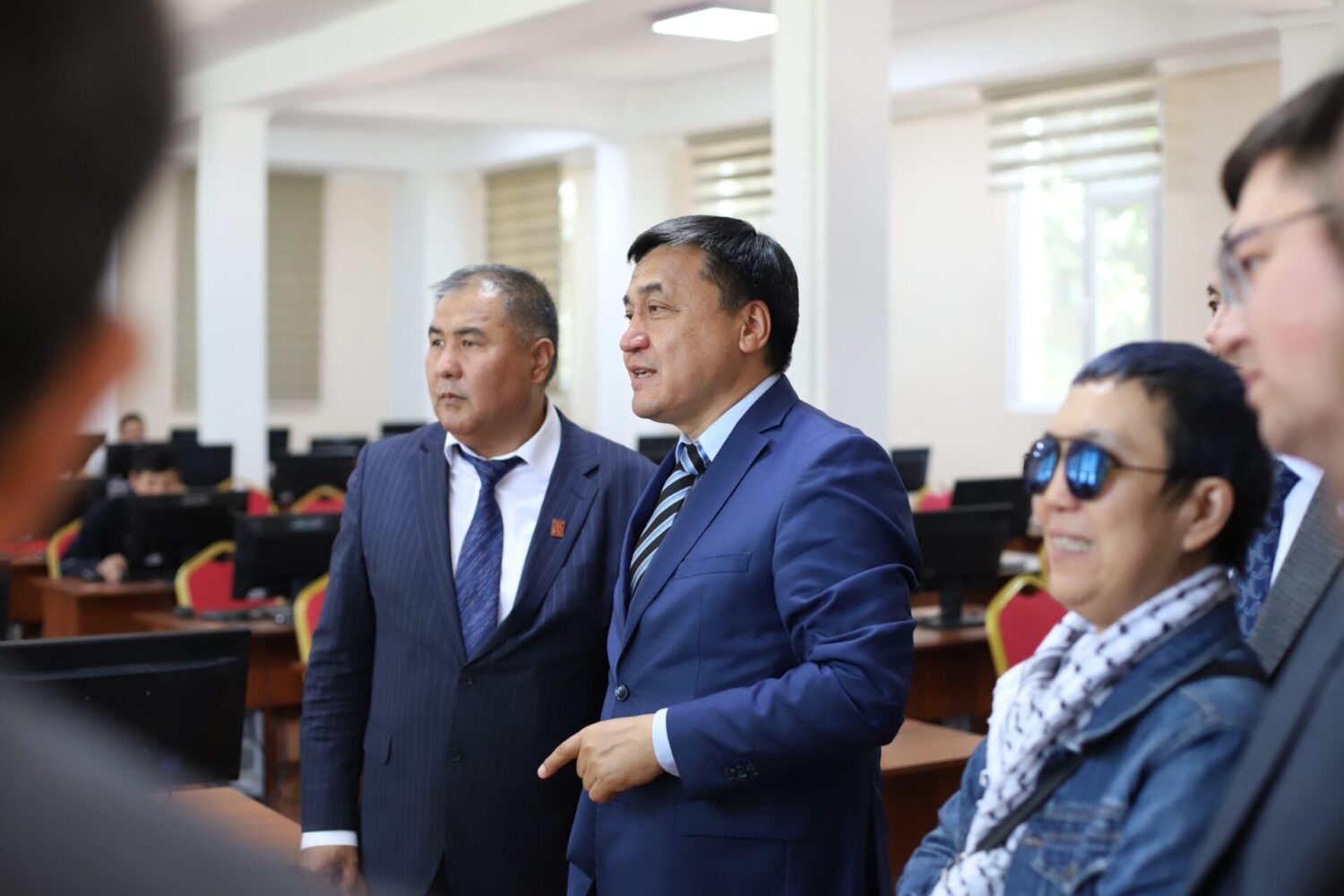 МИНИСТР КАНЫБЕК ИМАНАЛИЕВ ПОСЕТИЛ ОшГПУ