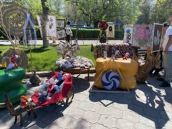 БИШКЕКТЕ АРТЫКЧЫЛЫКТУУ АДИСТИКТЕР ЖАНА КЕСИПТЕР ФЕСТИВАЛЫ ӨТҮҮДӨ