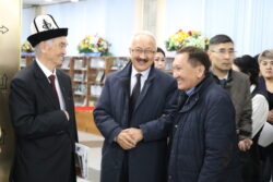 АГАРТУУ АЙДЫҢЫНДАГЫ АЛГЫ ИШТЕР КӨРГӨЗМӨСҮ