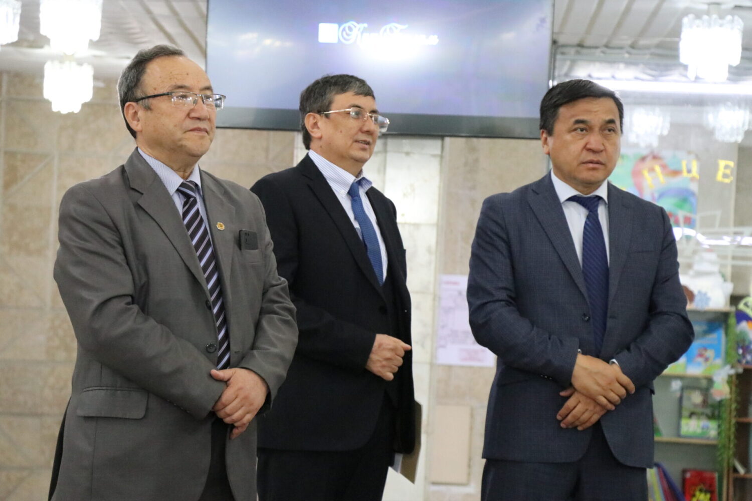 АГАРТУУ АЙДЫҢЫНДАГЫ АЛГЫ ИШТЕР КӨРГӨЗМӨСҮ