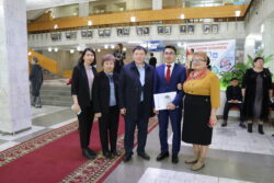 АГАРТУУ АЙДЫҢЫНДАГЫ АЛГЫ ИШТЕР КӨРГӨЗМӨСҮ