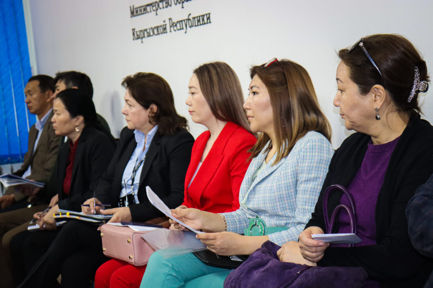 БИЛИМ БЕРҮҮ ЖАНА ИЛИМ МИНИСТРЛИГИНДЕ ИЛИМ ЖААТЫНДА АТКАРЫЛЫП ЖАТКАН ИШ АРАКЕТТЕРГЕ МОНИТОРИНГ ЖҮРГҮЗҮЛДҮ