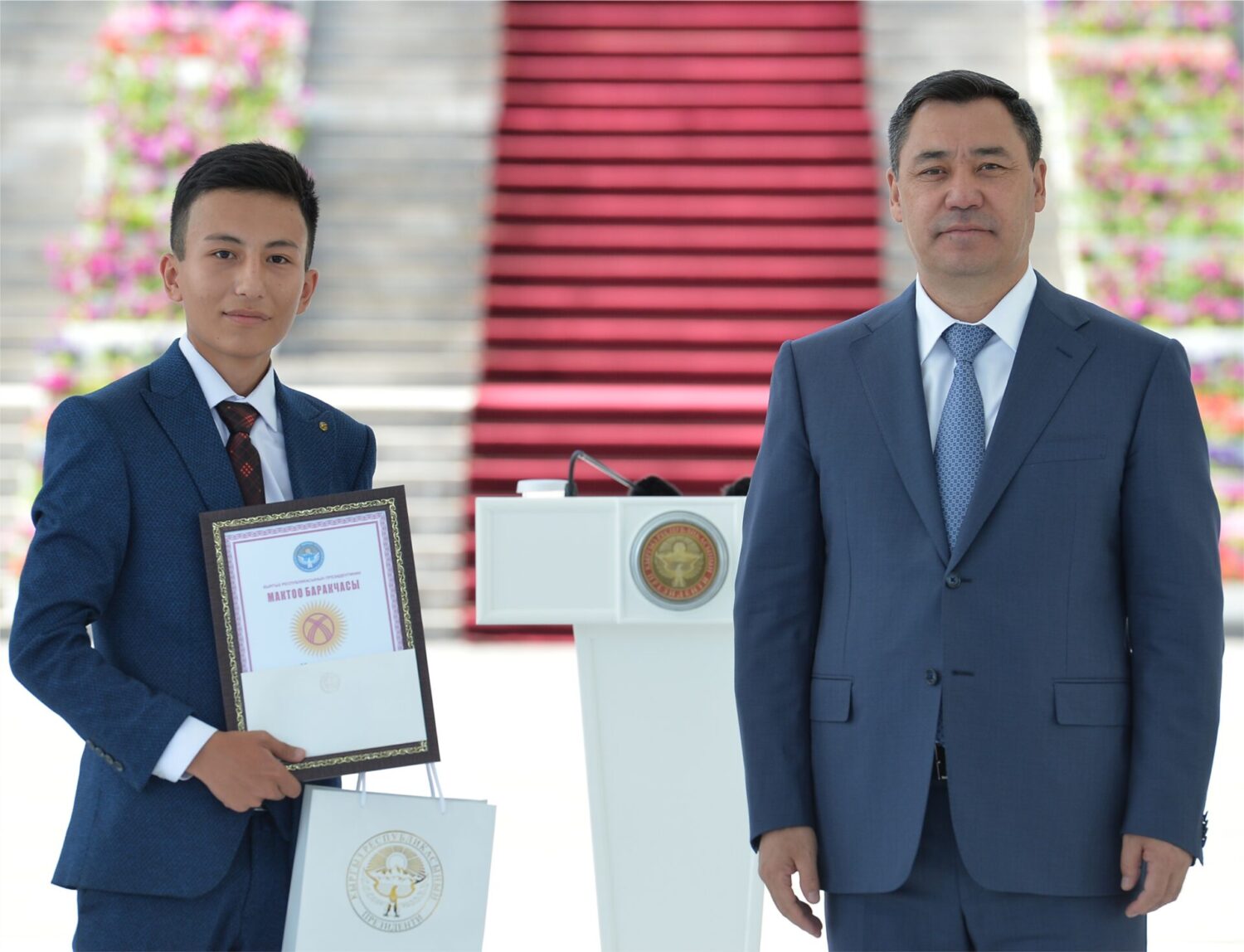 КУРМАНБЕК БААТЫР АТЫНДАГЫ ЖАЛАЛ-АБАД ЛИЦЕЙИНЕ 30 ЖЫЛ