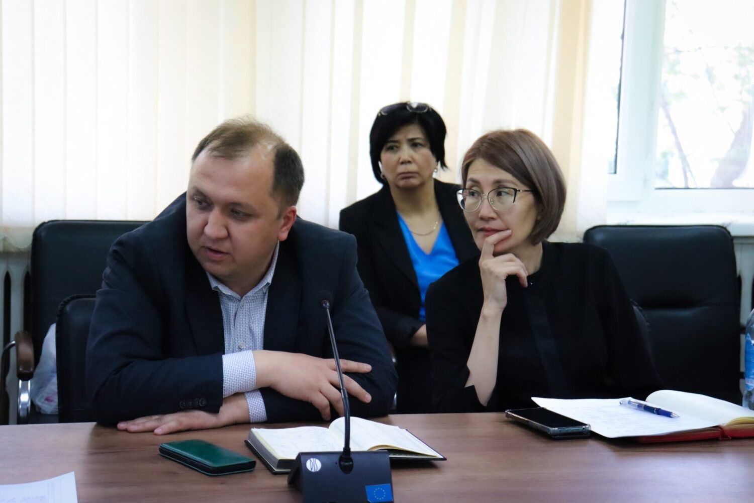 “ӨКМӨТТҮК АКСЕЛЕРАТОРЛОР”: ЖАҢЫ КОНУШТАРДА ҮЙ ТИБИНДЕГИ БАЛА БАКЧАЛАРДЫ АЧУУГА АРЫЗДАРДЫ КАБЫЛ АЛУУ ТАЛКУУЛАНДЫ