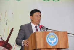 НАРЫН ОБЛУСУНУН ЖАЛПЫ БИЛИМ БЕРҮҮ МЕКЕМЕЛЕРИНИН ДИРЕКТОРЛОРУ ҮЧҮН ОКУТУУ БАШТАЛДЫ