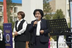 МИНИСТР КАНЫБЕК ИМАНАЛИЕВ БҮТҮРҮҮЧҮЛӨРДҮ ЖУМУШЧУ АДИСТИКТЕРГЕ ЭЭ БОЛУУГА ЧАКЫРДЫ