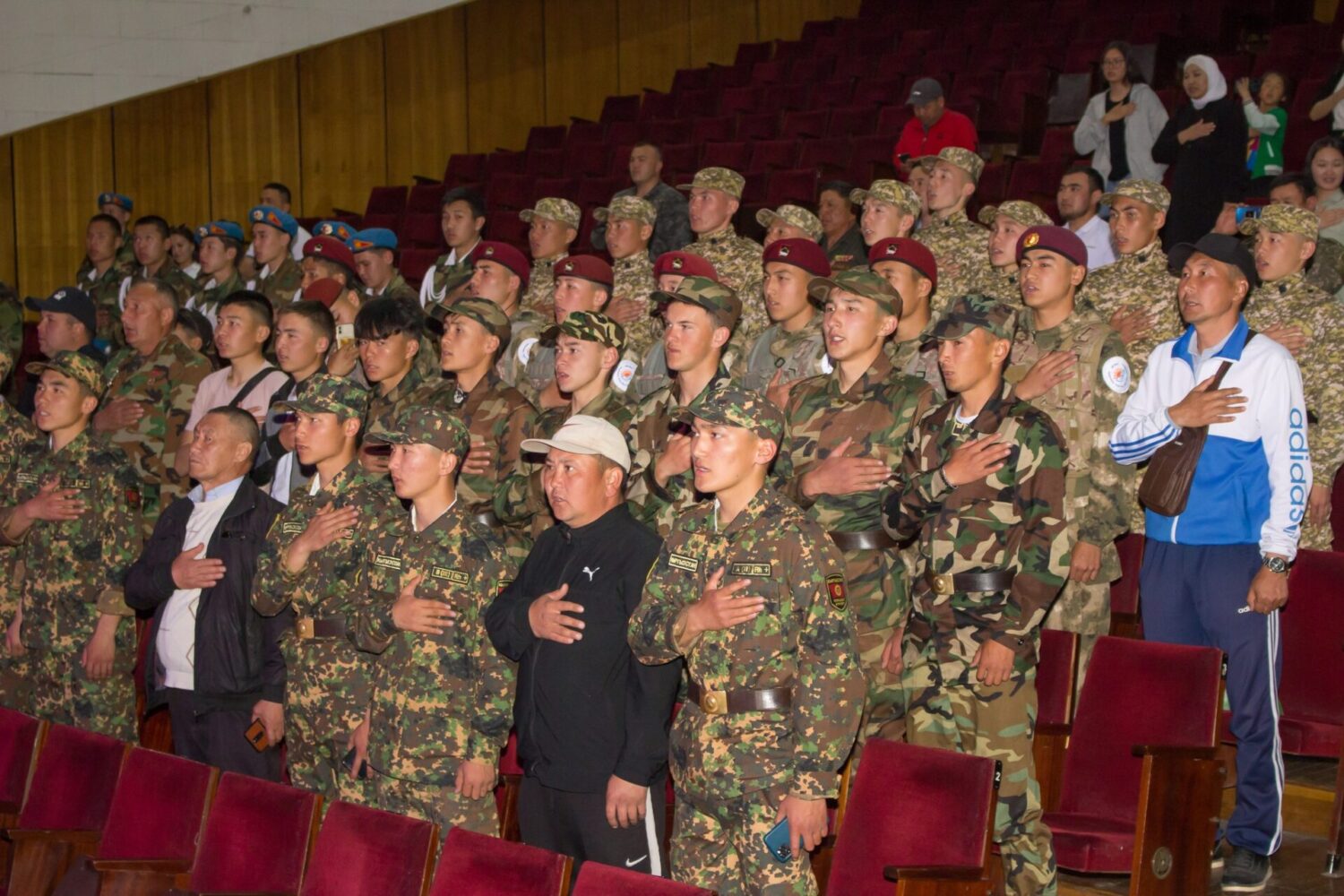 ОКУУЧУЛАР АРАСЫНДАГЫ СПАРТАКИАДАНЫН ЖЕҢҮҮЧҮЛӨРҮ АНЫКТАЛДЫ