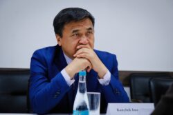 МИНИСТР ГЕРМАНИЯНЫН ЖАРАТЫЛЫШТЫ КОРГОО СОЮЗУНУН (NABU) ӨКҮЛДӨРҮ МЕНЕН ЖОЛУГУШТУ