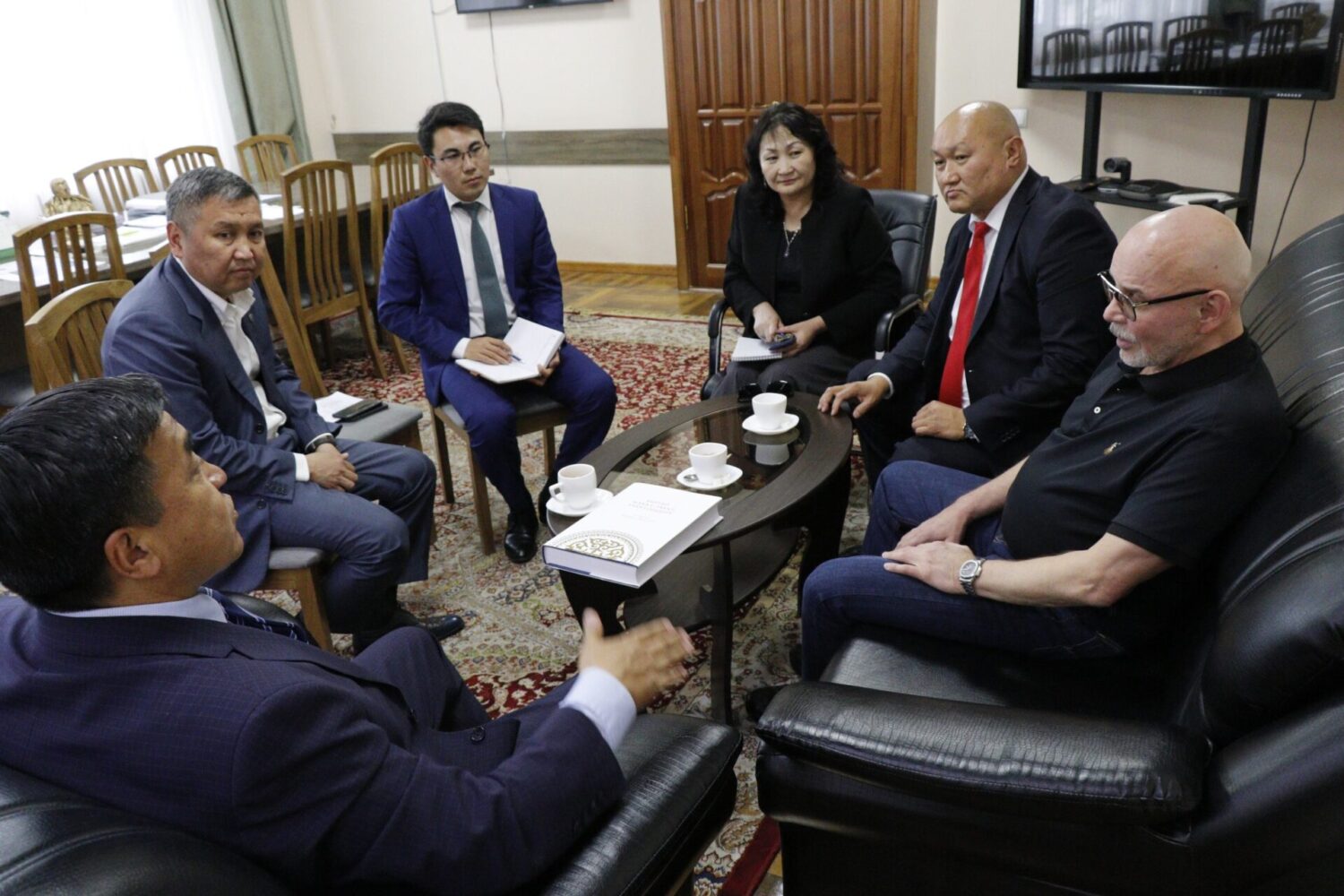 “БАКАЙ БАНК” КЫРГЫЗСТАНДЫН БӨБӨКТӨРҮНӨ БАЛА БАКЧА БЕЛЕК КЫЛАТ