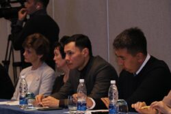 РАСУЛ АБАЗБЕК УУЛУ: “БААРЫБЫЗДЫН МАКСАТЫБЫЗ – ѲЛКѲДѲГҮ БИЛИМ БЕРҮҮ СИСТЕМАСЫН ЖАКШЫРТУУ”