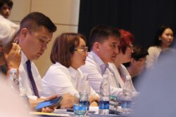 РАСУЛ АБАЗБЕК УУЛУ: “БААРЫБЫЗДЫН МАКСАТЫБЫЗ – ѲЛКѲДѲГҮ БИЛИМ БЕРҮҮ СИСТЕМАСЫН ЖАКШЫРТУУ”