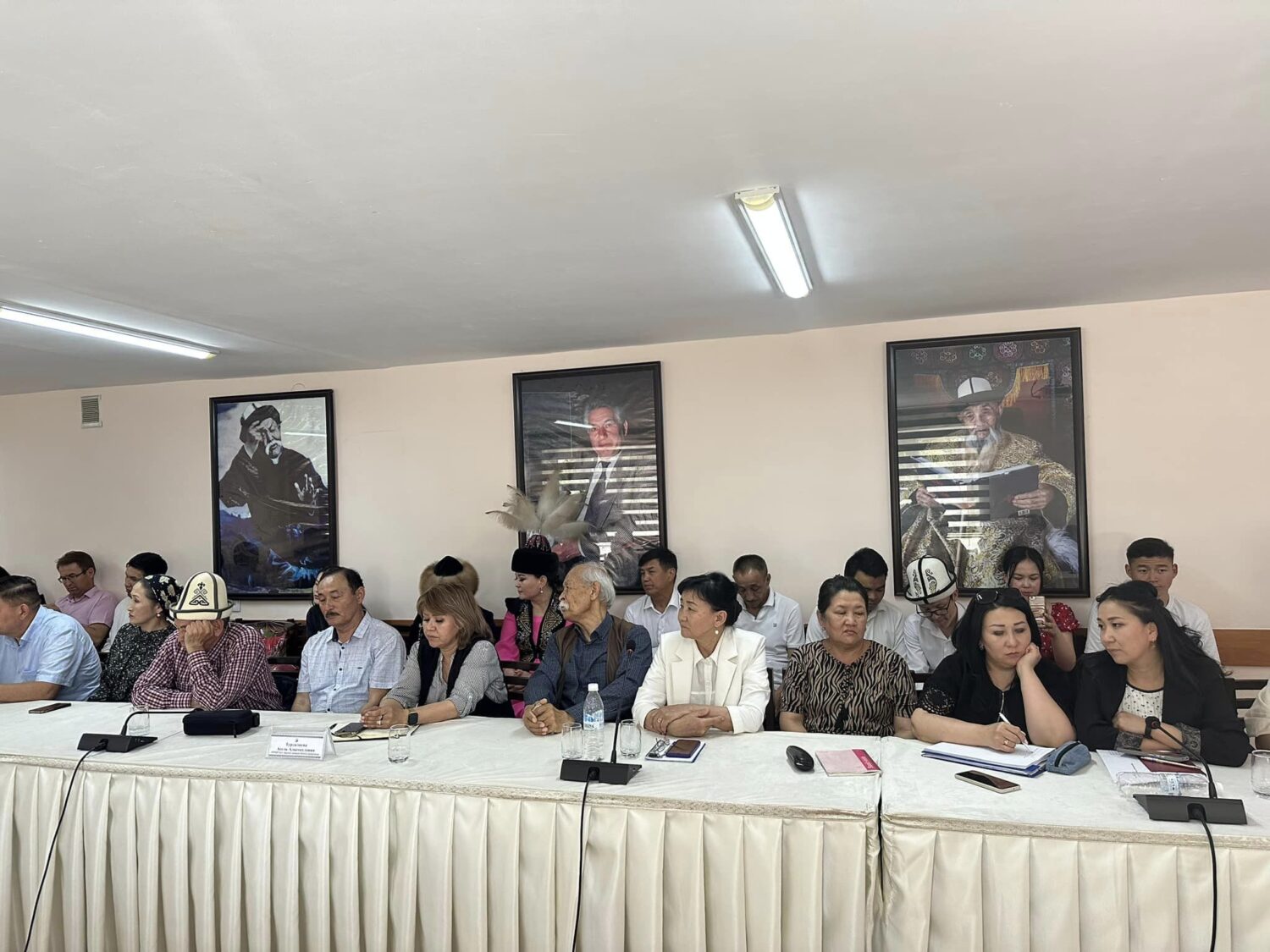 ЗАМИРБЕК ҮСӨНБАЕВГЕ АРДАКТУУ ПРОФЕССОР НААМЫ БЕРИЛДИ