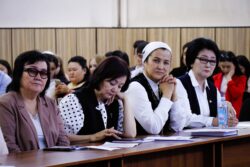 КАНЫБЕК ИМАНАЛИЕВ РЕСПУБЛИКАЛЫК ЖАШТАР ФОРУМУНА КАТЫШТЫ