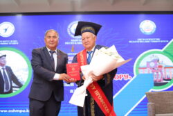 АБДЫКЕРИМ МУРАТОВ ОШМПУНУН “АРДАКТУУ ПРОФЕССОРУ”