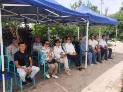 СТУДЕНТТЕР АЙЫЛ-ЧАРБА ДОЛБООРУНА КАТЫШТЫ