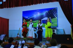 ОКУТУУЧУЛАР «АКЫРКЫ КОНГУРОО» САЛТАНАТЫНДА