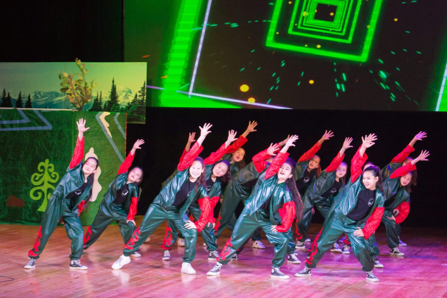 КОМУЗ – ТҮБӨЛҮК ЫЙЫК ӨНӨР