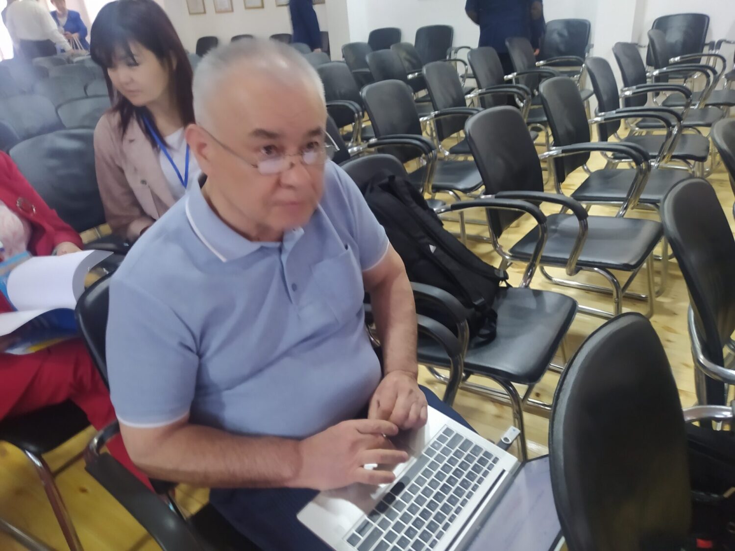 ЭЛ АРАЛЫК СИМПОЗИУМ ӨЗ ИШИН БАШТАДЫ