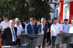 МИНИСТР ОШМУНУН СТУДЕНТИ ТАРТКАН СҮРӨТТҮ САТЫП АЛДЫ