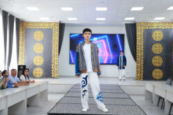 МИНИСТР ОШМУНУН СТУДЕНТИ ТАРТКАН СҮРӨТТҮ САТЫП АЛДЫ