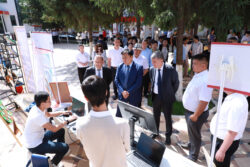 МИНИСТР ОШМУНУН СТУДЕНТИ ТАРТКАН СҮРӨТТҮ САТЫП АЛДЫ