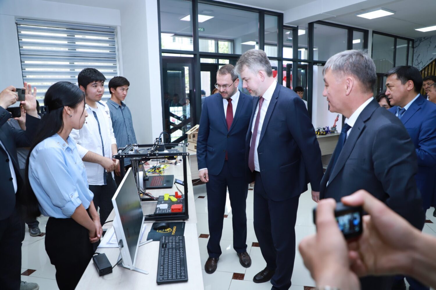 ОШМУДА БОРБОР АЧЫЛДЫ