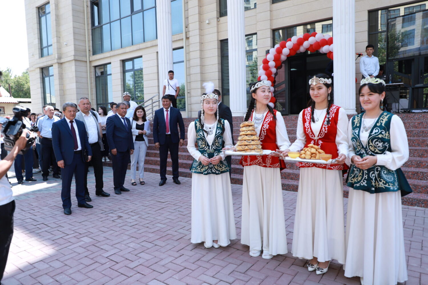 ОШМУДА БОРБОР АЧЫЛДЫ