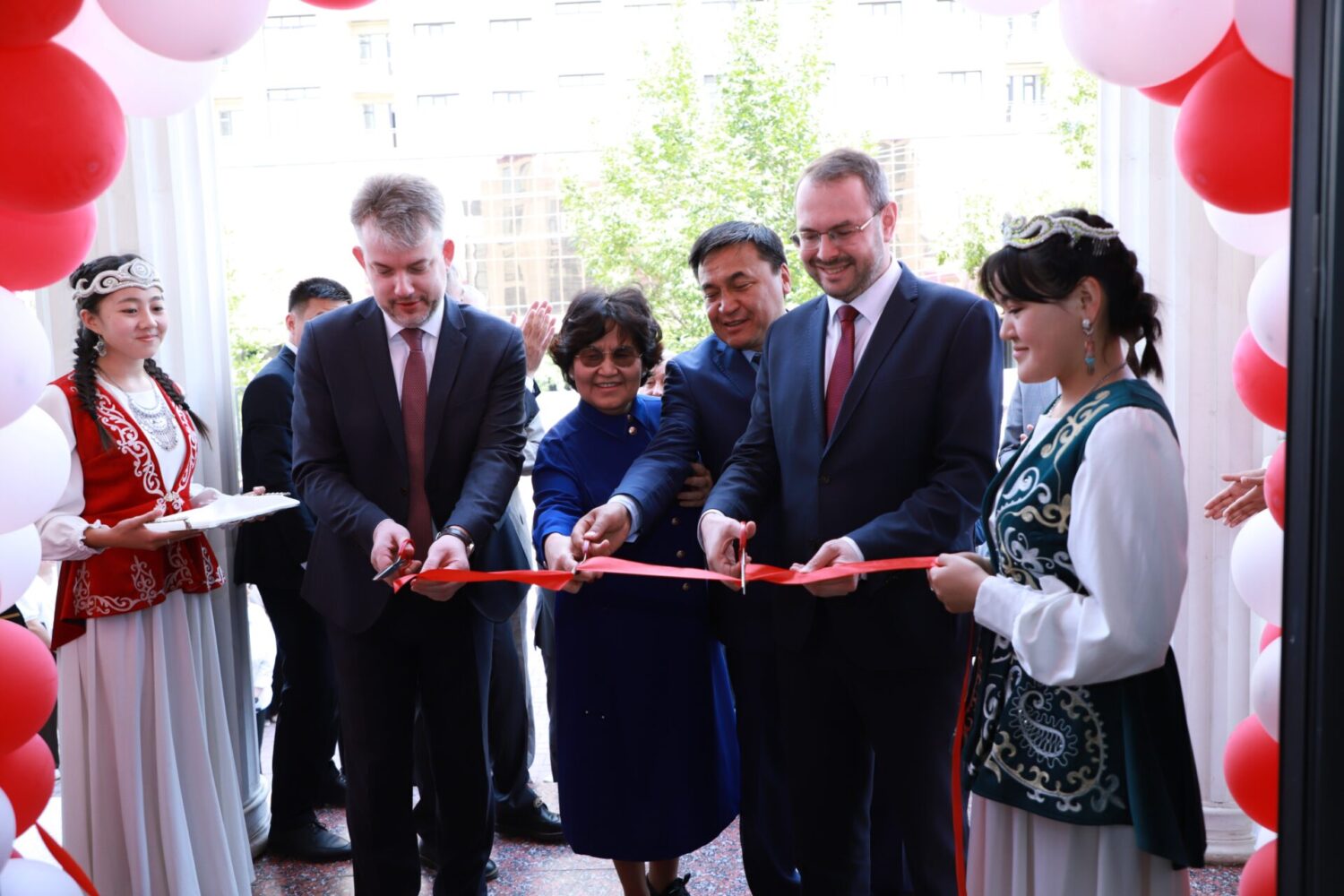 ОШМУДА БОРБОР АЧЫЛДЫ