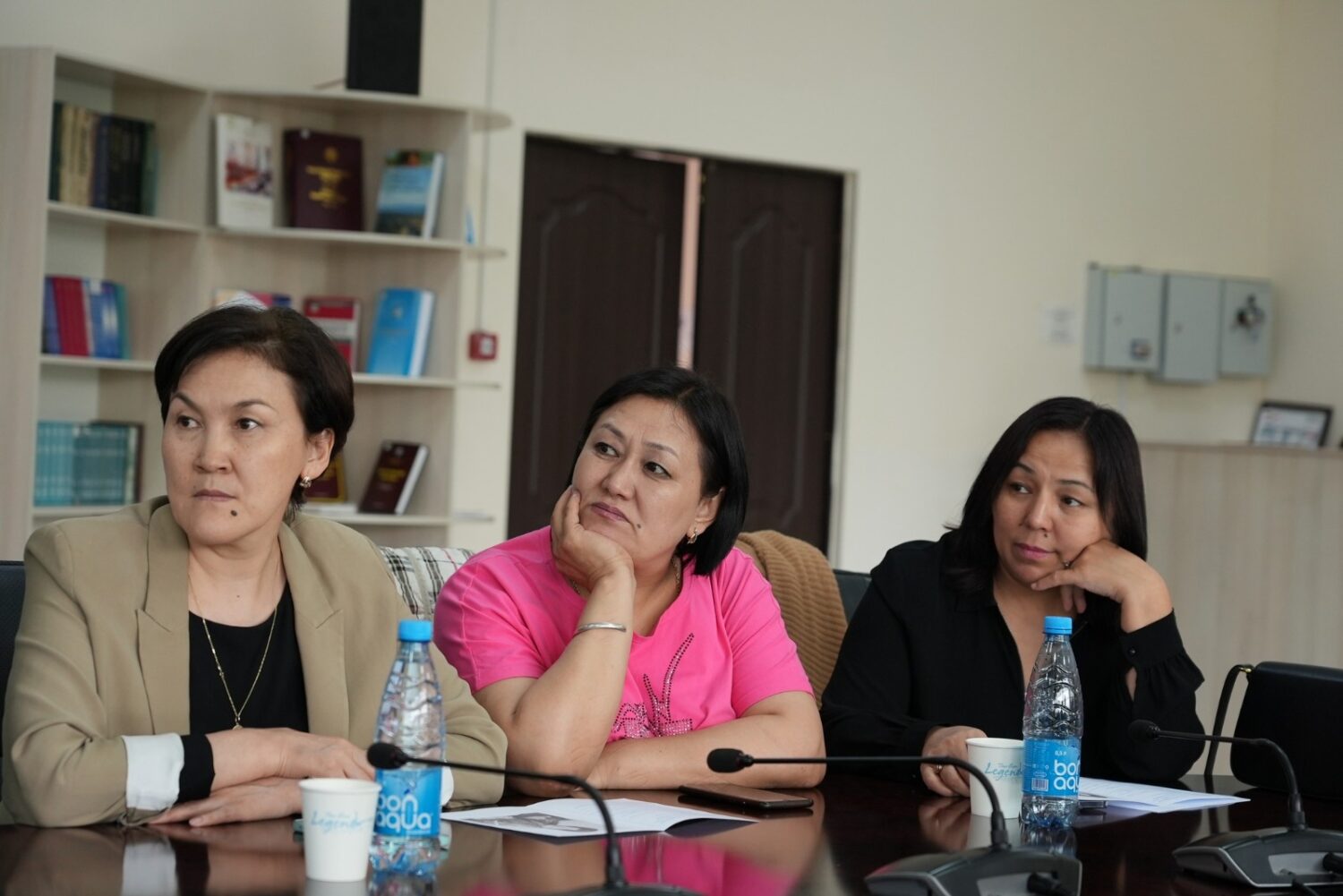 МАГРИФА РАХИМОВАНЫН ЖАРКЫН ЭЛЕСИНЕ АРНАЛГАН «КЫРГЫЗ ПЕДАГОГИКАСЫНЫН УЛУУ УСТАТЫ” АТТУУ ЖОЖДОР АРАЛЫК СЕМИНАР ӨТТҮ