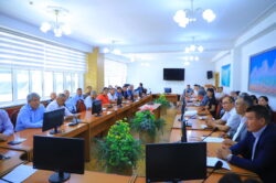 ОШТУНУН ОКУТУУЧУЛАРЫ ЭЛ АРАЛЫК СИМПОЗИУМДА