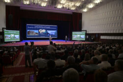 НУРЛАНБЕК ШАКИЕВ КЫРГЫЗ УЛУТТУК АГРАРДЫК УНИВЕРСИТЕТИНИН 90 ЖЫЛДЫК МААРЕКЕСИНЕ АРНАЛГАН САЛТАНАТКА КАТЫШТЫ