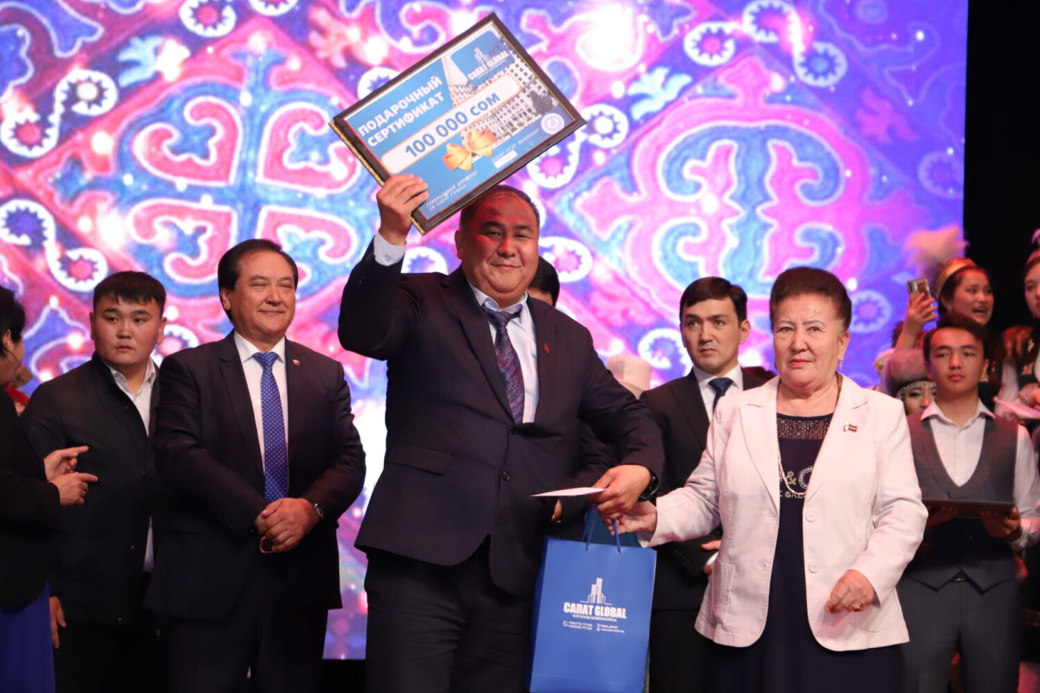 ОшМПУ – БҮГҮНКҮ БИЗДИН АРАКЕТ, ЭРТЕҢКИ ЖАРКЫН КЕЛЕЧЕК!