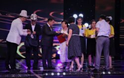 “МАНАС ТААНУУ” ТЕЛЕТАЙМАШЫНЫН ЖЕҢҮҮЧҮЛӨРҮ СЫЙЛАНДЫ