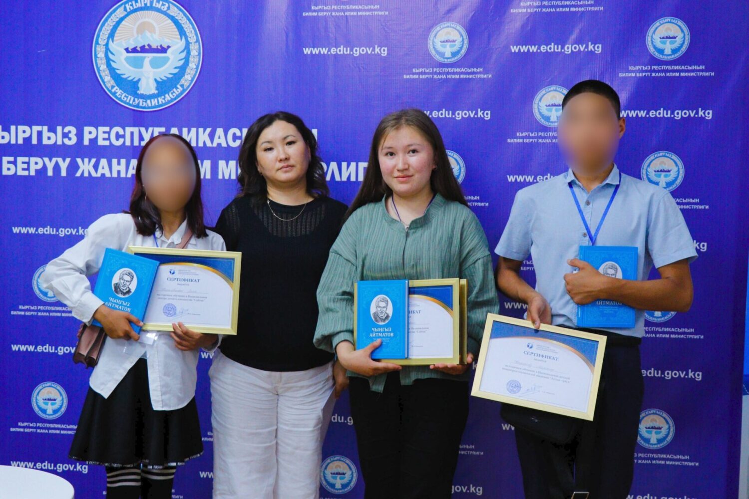 ИШТЕГЕН БАЛДАР ҮЧҮН МИНИСТРЛИКТЕ АЧЫК ЭШИКТЕР КҮНҮ ӨТКӨРҮЛДҮ