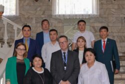 АНГЛИС ТИЛИ МУГАЛИМДЕРИ КВАЛИФИКАЦИЯСЫН ЖОГОРУЛАТАТ