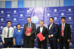 АНГЛИС ТИЛИ МУГАЛИМДЕРИ КВАЛИФИКАЦИЯСЫН ЖОГОРУЛАТАТ