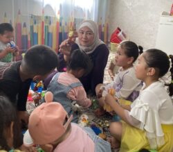 БАЛА БАКЧА АЧЫП, БАЛАҢДЫ БАК