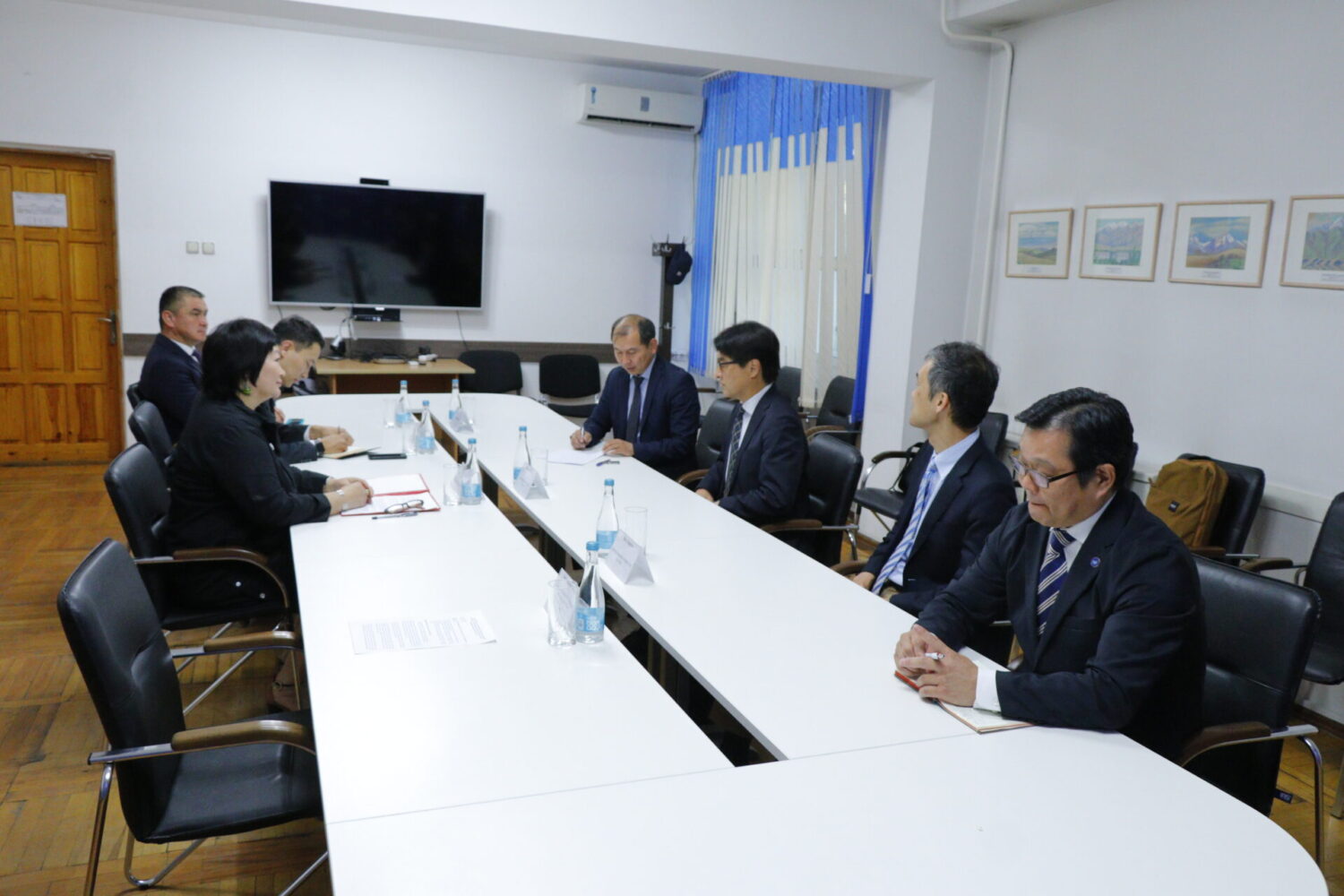 ЗАМЕСТИТЕЛЬ МИНИСТРА ОБСУДИЛА СОТРУДНИЧЕСТВО С ДИРЕКТОРАМИ ЯПОНСКИХ КОМПАНИЙ