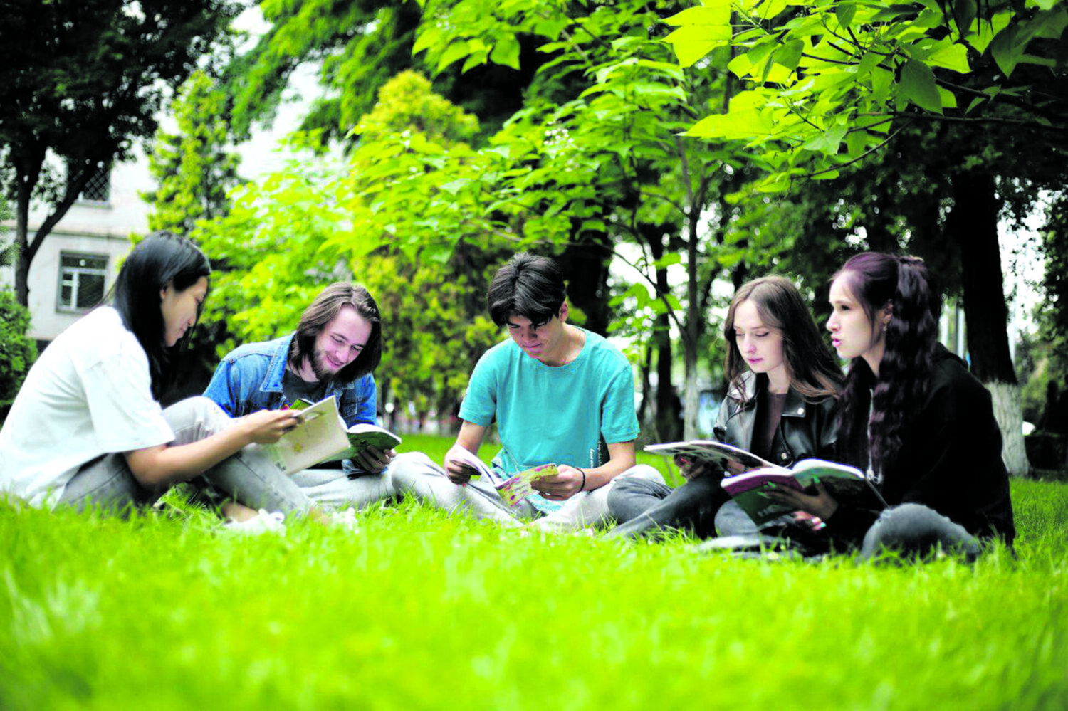 ДОСТОЙНОЕ ОБРАЗОВАНИЕ – УСПЕШНАЯ КАРЬЕРА!