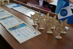 ОЛИМПИАДАНЫН ЖЕҢҮҮЧҮЛӨРҮ СЫЙЛАНДЫ