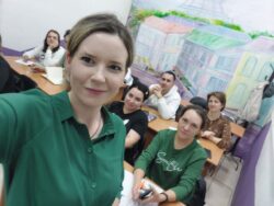 КЫРГЫЗ ТИЛИН ҮЙРӨНҮҮ КИМГЕ КЫЙЫН?