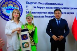 “ЫСЫК-КӨЛ ДОСТОРУН ЧАКЫРАТ-2023” ЭТНО-КАРНАВАЛЫНА 400ДӨН АШУУН БАЛА ЧОГУЛАТ