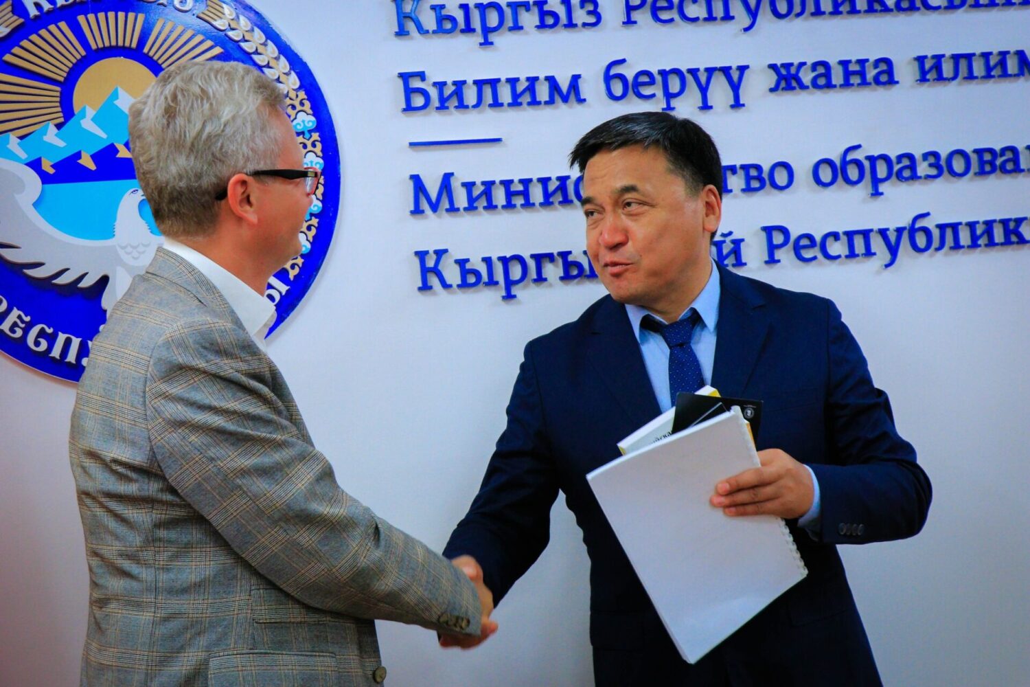 “ЫСЫК-КӨЛ ДОСТОРУН ЧАКЫРАТ-2023” ЭТНО-КАРНАВАЛЫНА 400ДӨН АШУУН БАЛА ЧОГУЛАТ