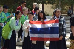 ЫСЫК-КӨЛДӨ ЭЛ АРАЛЫК ИЗИЛДӨӨ МЕКТЕБИ ӨТҮП ЖАТАТ